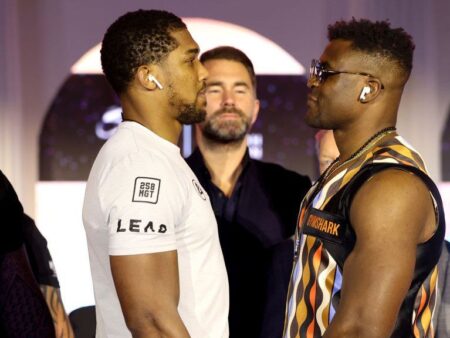 Anthony Joshua vs Francis Ngannou